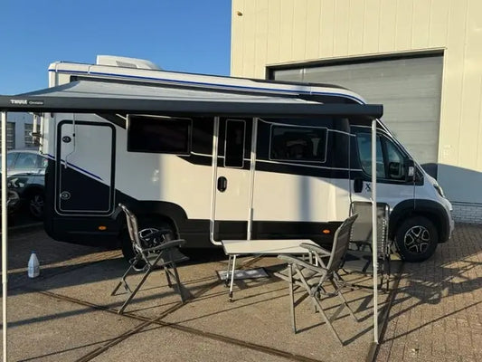 Camper huren in Noord-Holland? Ontdek de Chausson X650 bij Adrie Jonk