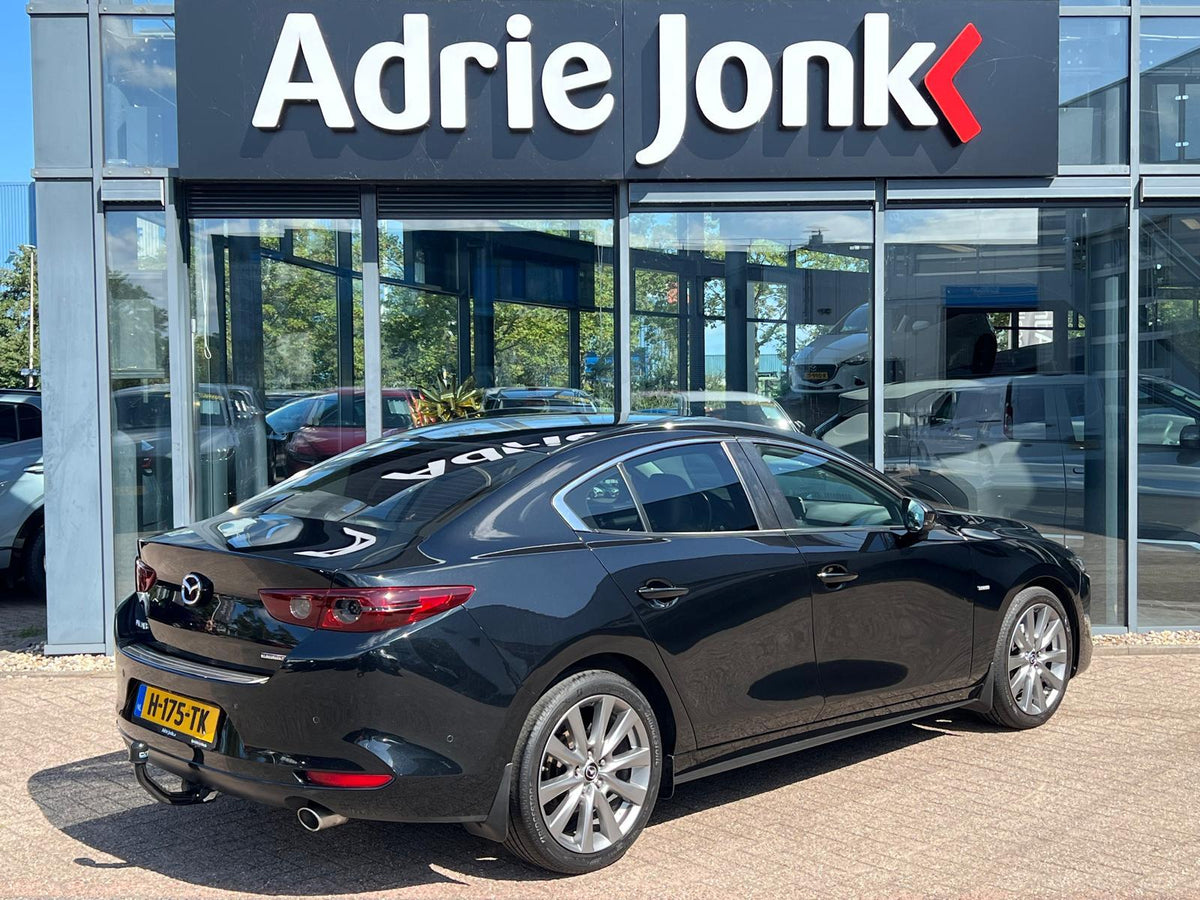 Mazda 3 2.0 e-SkyActiv-G M Hybrid 122 Luxury — foto 8