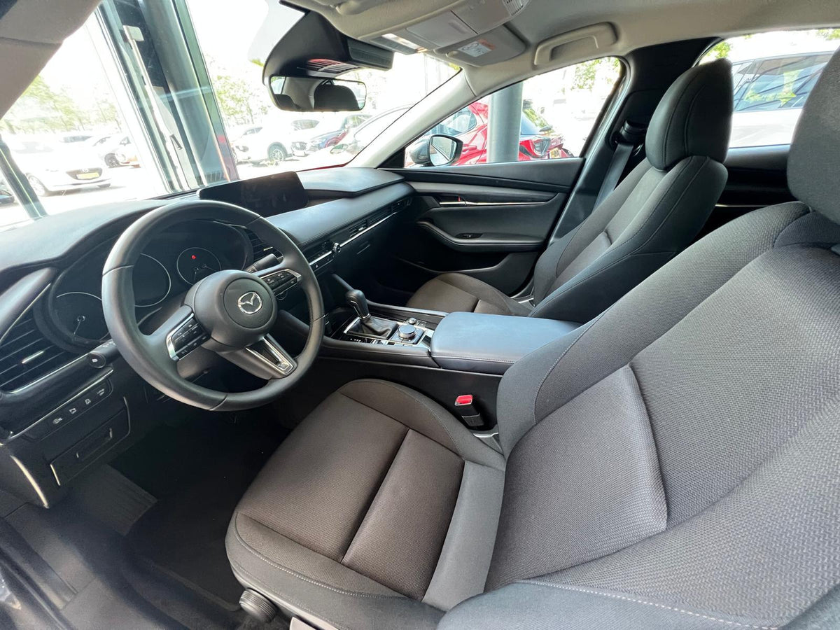 Mazda 3 2.5 e-SkyActiv-G M Hybrid 140 Centre-line — foto 10