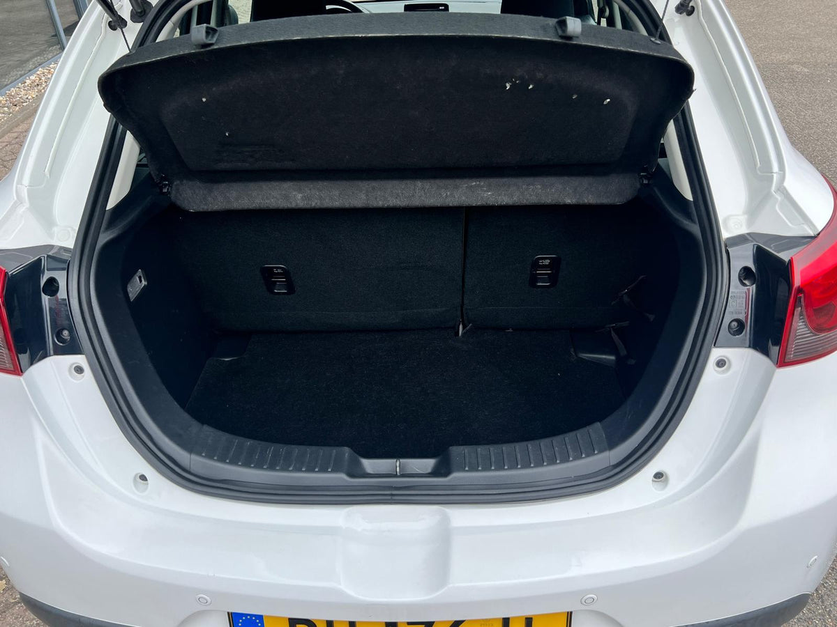 Mazda 2 1.5 Skyactiv-G Dynamic — foto 10