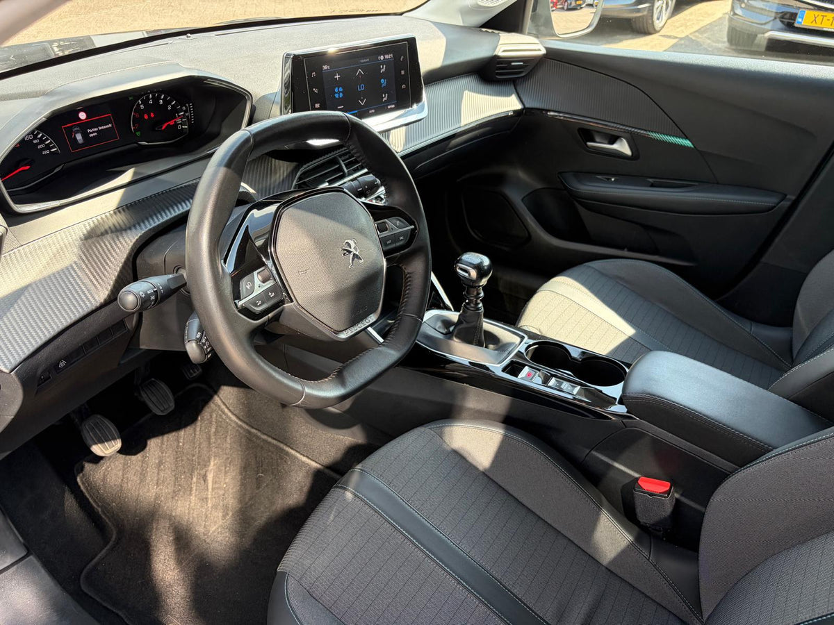 Peugeot 208 1.2 PureTech Allure 100pk — foto 11
