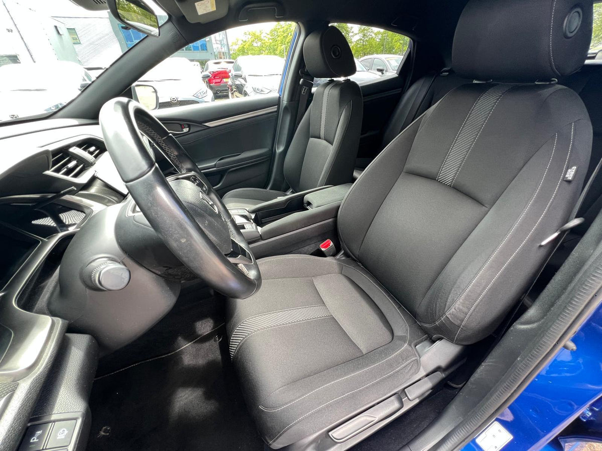 Honda Civic 1.0 i-VTEC Elegance — foto 11