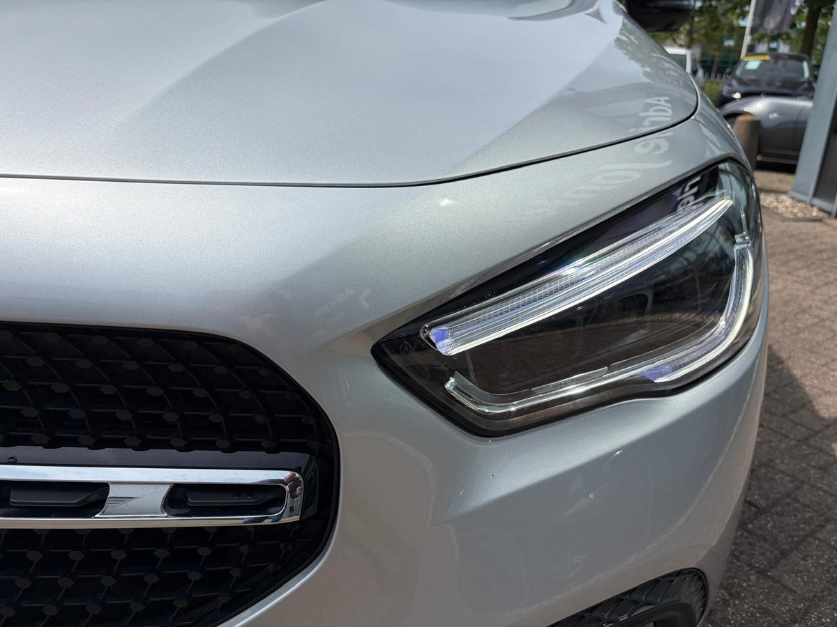 Mercedes-Benz GLA 250 e AMG Line — foto 11
