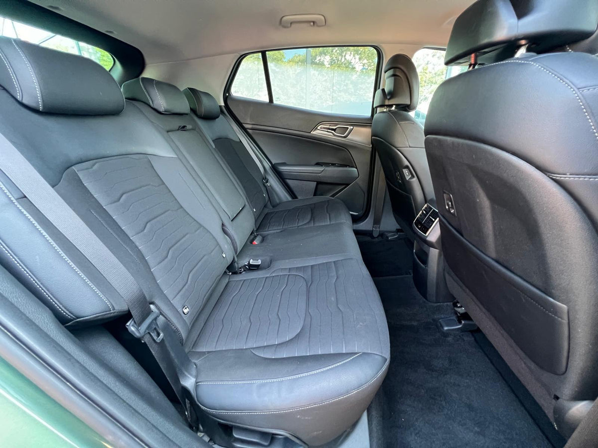 Kia Sportage 1.6 T-GDi Plug-in Hybrid AWD DynamicLine — foto 12