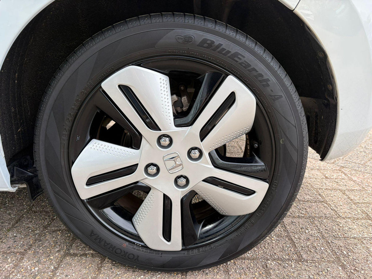 Honda Jazz 1.5 e:HEV Executive — foto 12