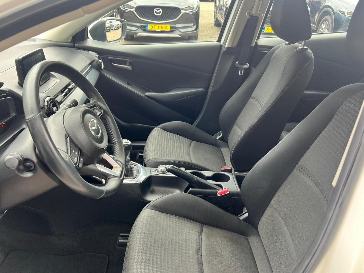 Mazda 2 1.5 Skyactiv-G Dynamic — foto 12