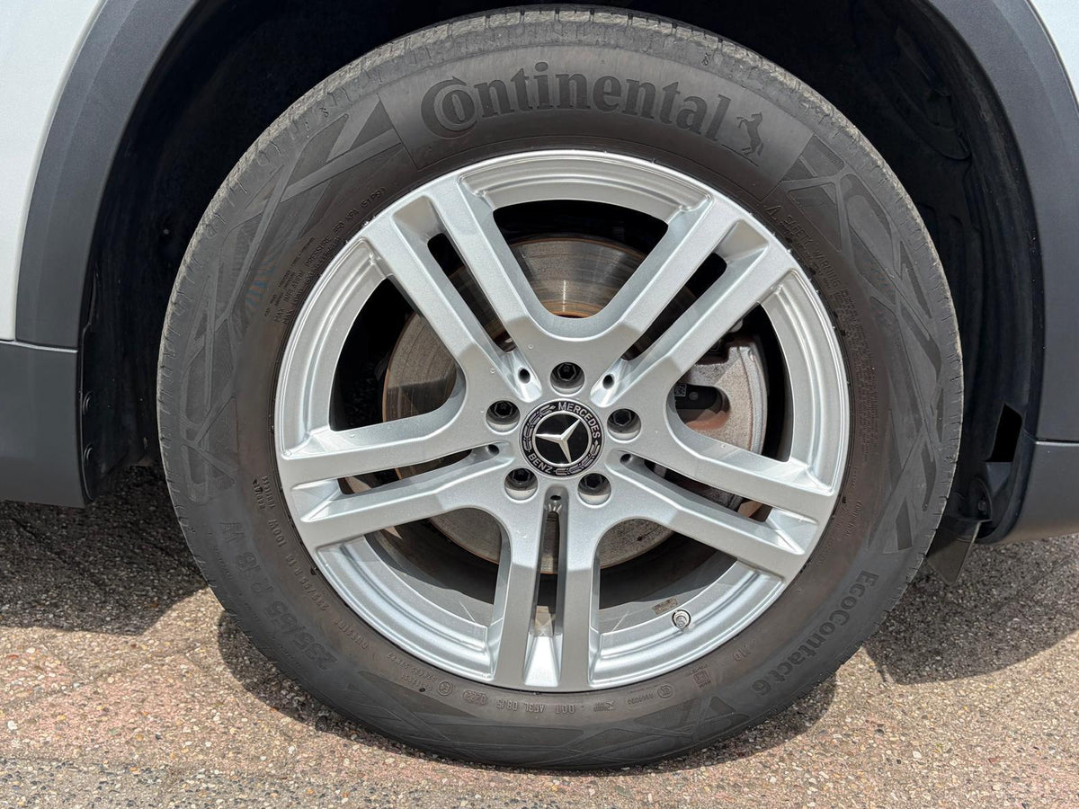 Mercedes-Benz GLA 250 e AMG Line — foto 13