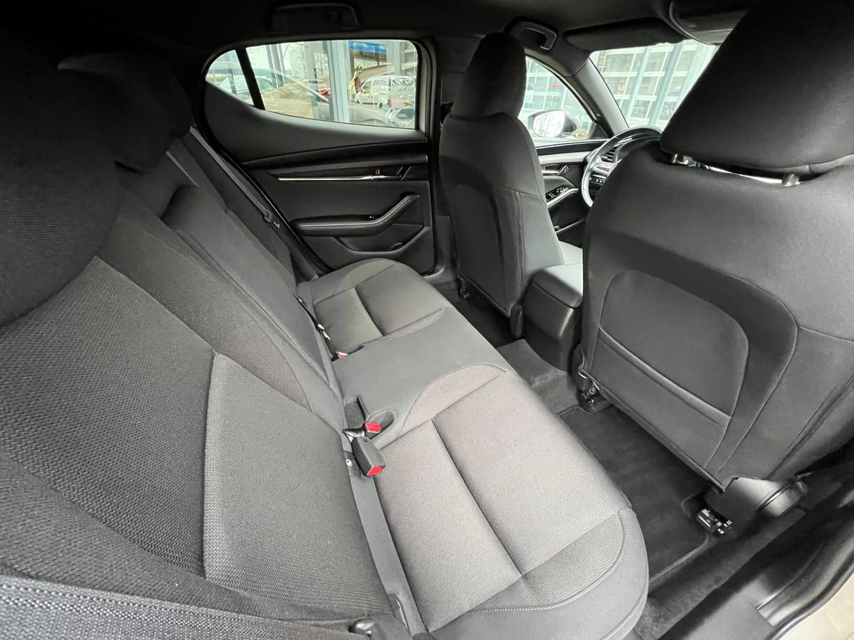 Mazda 3 2.0 e-SkyActiv-G M Hybrid 150 Homura — foto 13