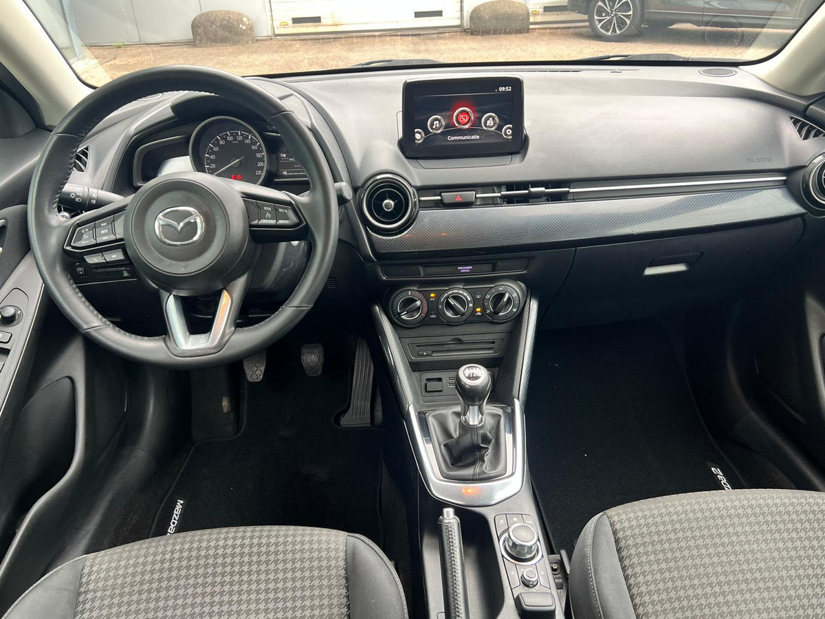 Mazda 2 1.5 Skyactiv-G Dynamic — foto 13