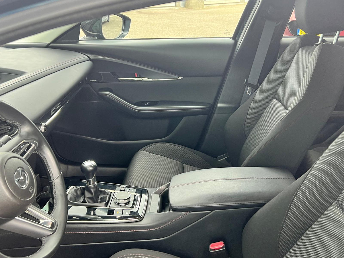 Mazda CX-30 2.0 e-SkyActiv-G M Hybrid Sportive A.CAMERA — foto 13