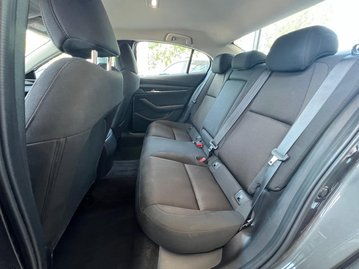 Mazda 3 2.5 e-SkyActiv-G M Hybrid 140 Centre-line — foto 13