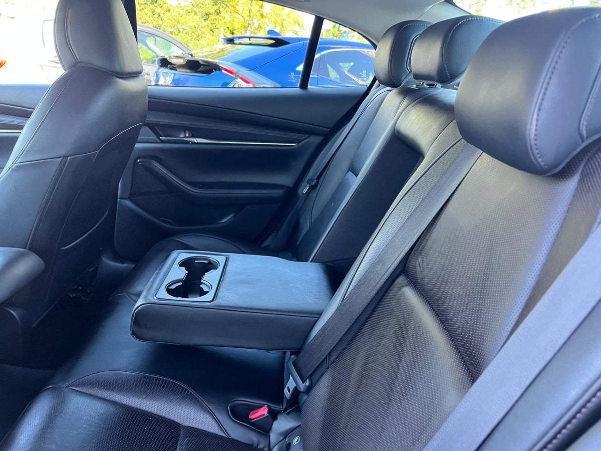 Mazda 3 2.0 e-SkyActiv-G M Hybrid 122 Luxury — foto 13