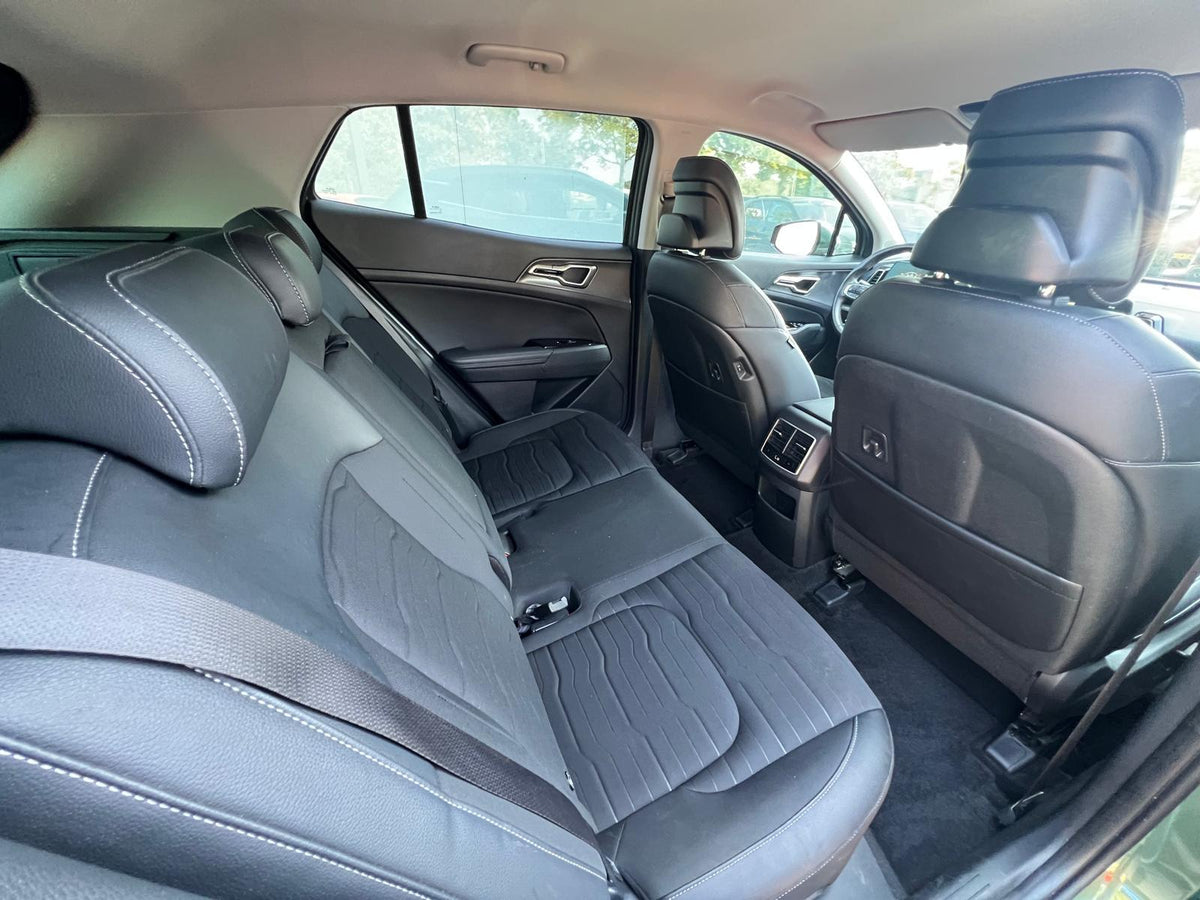 Kia Sportage 1.6 T-GDi Plug-in Hybrid AWD DynamicLine — foto 14