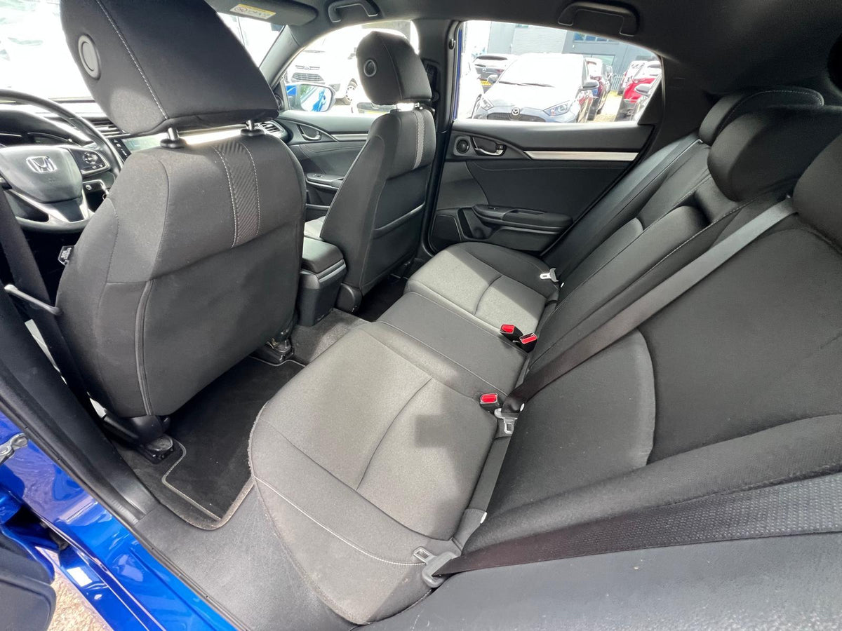 Honda Civic 1.0 i-VTEC Elegance — foto 14