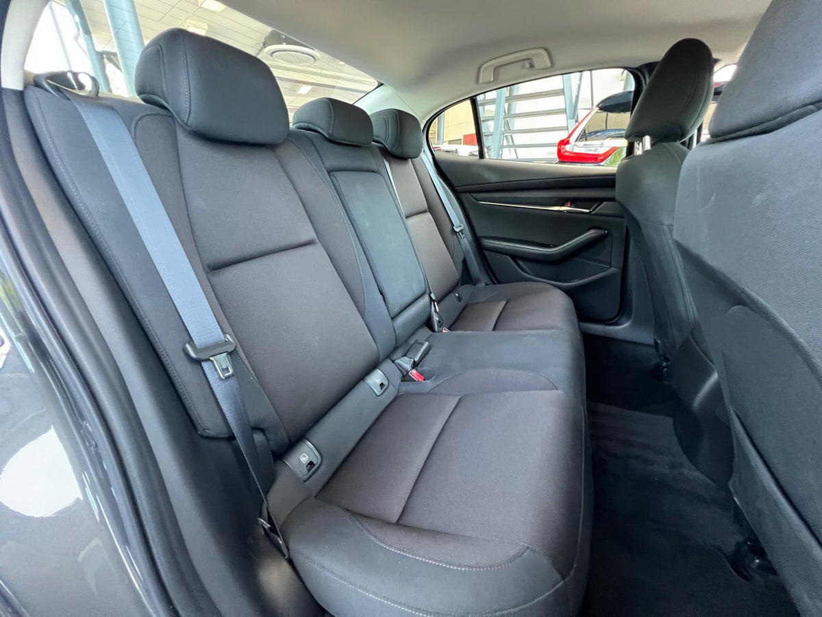 Mazda 3 2.5 e-SkyActiv-G M Hybrid 140 Centre-line — foto 14