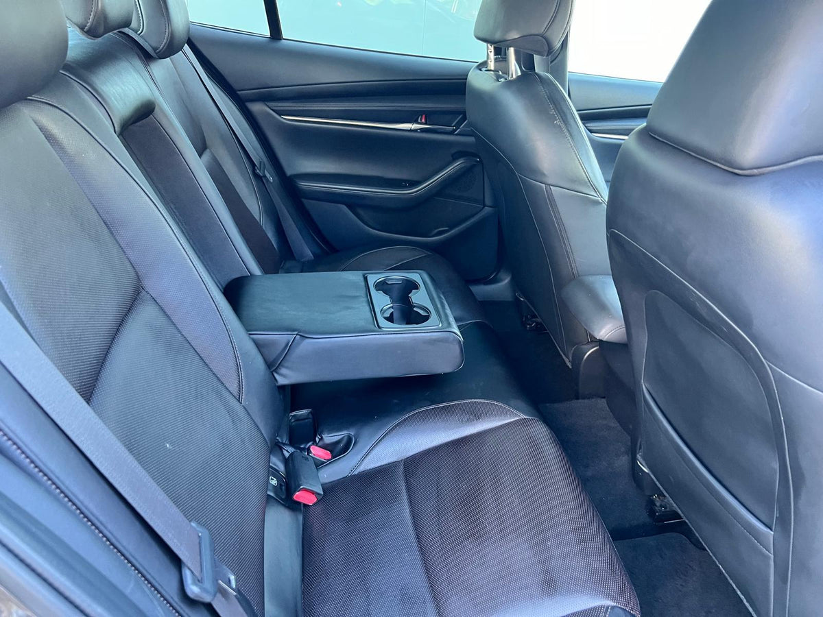 Mazda 3 2.0 e-SkyActiv-G M Hybrid 122 Luxury — foto 14