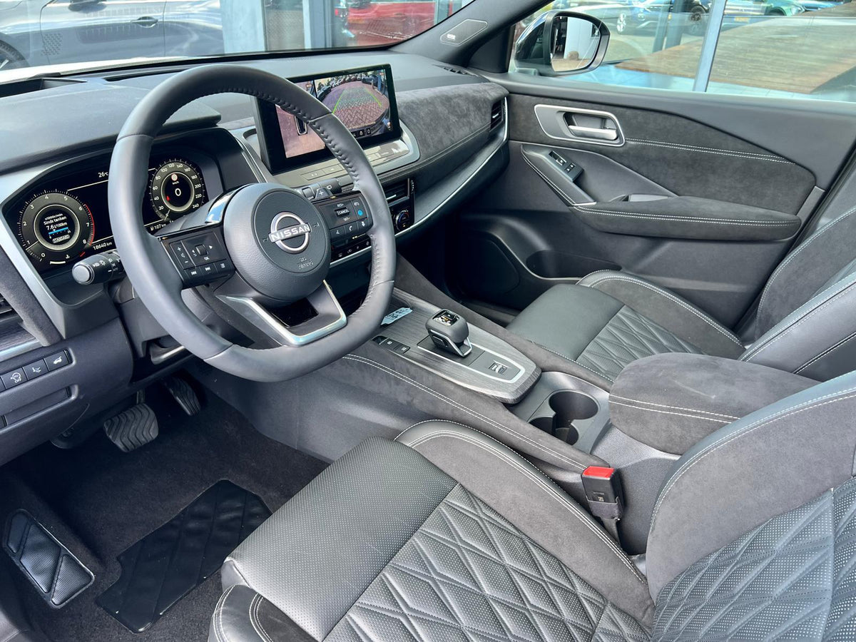 Nissan QASHQAI 1.3 MHEV Xtronic Tekna Plus — foto 14