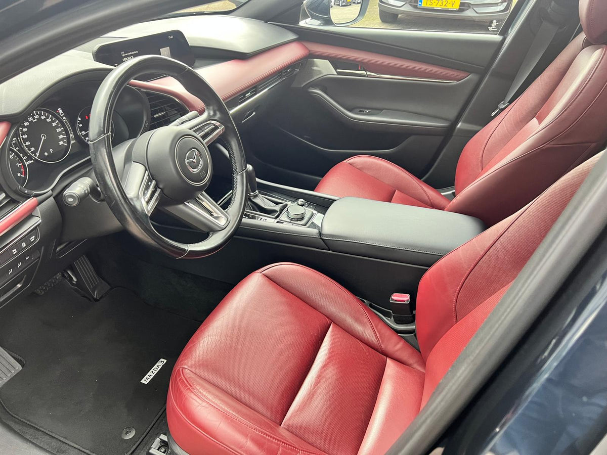 Mazda 3 2.0 e-SkyActiv-X M Hybrid 186 Luxury — foto 9