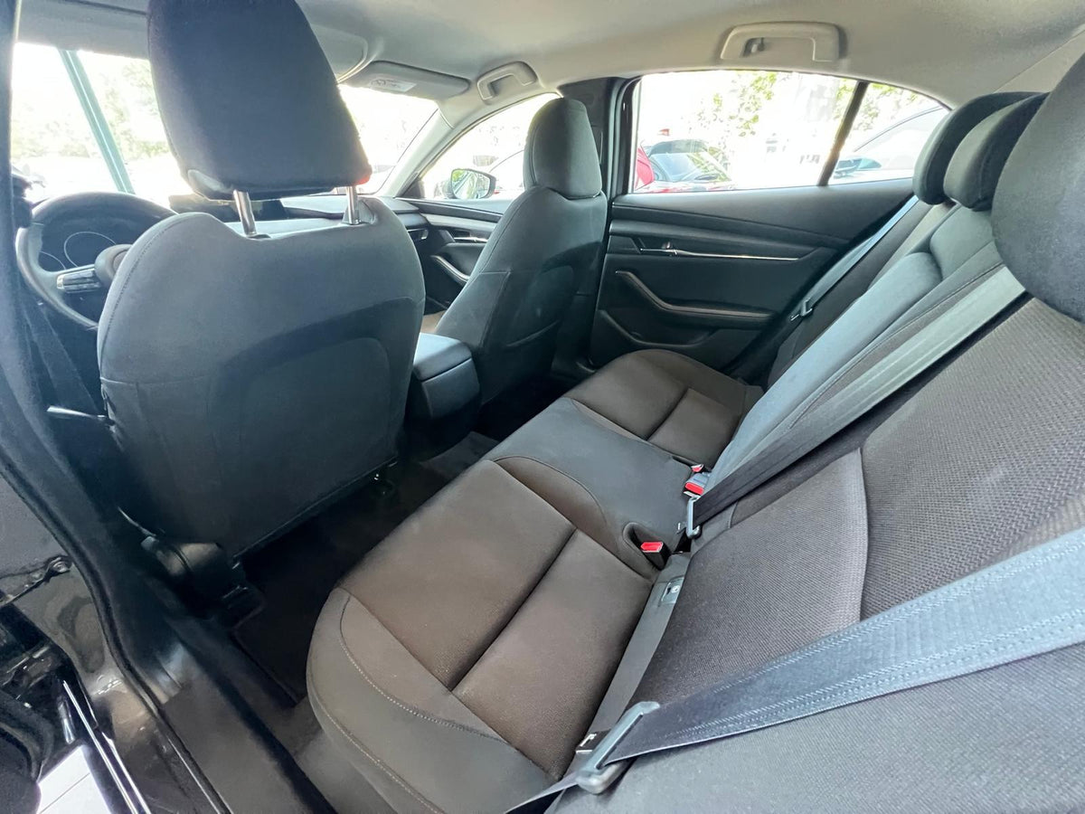 Mazda 3 2.5 e-SkyActiv-G M Hybrid 140 Centre-line — foto 15