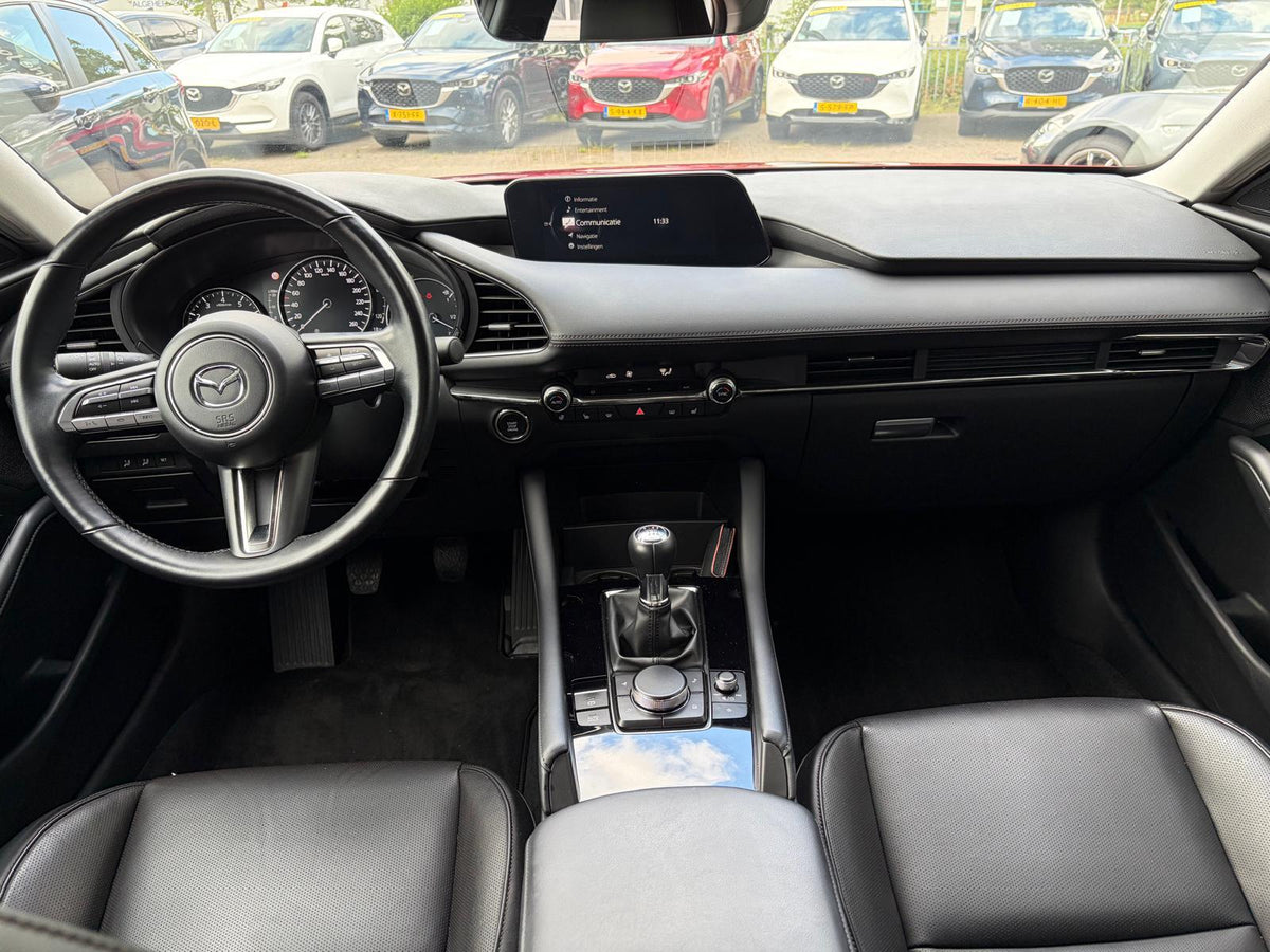 Mazda 3 2.0 e-SkyActiv-G M Hybrid Luxury TREKHAAK — foto 15