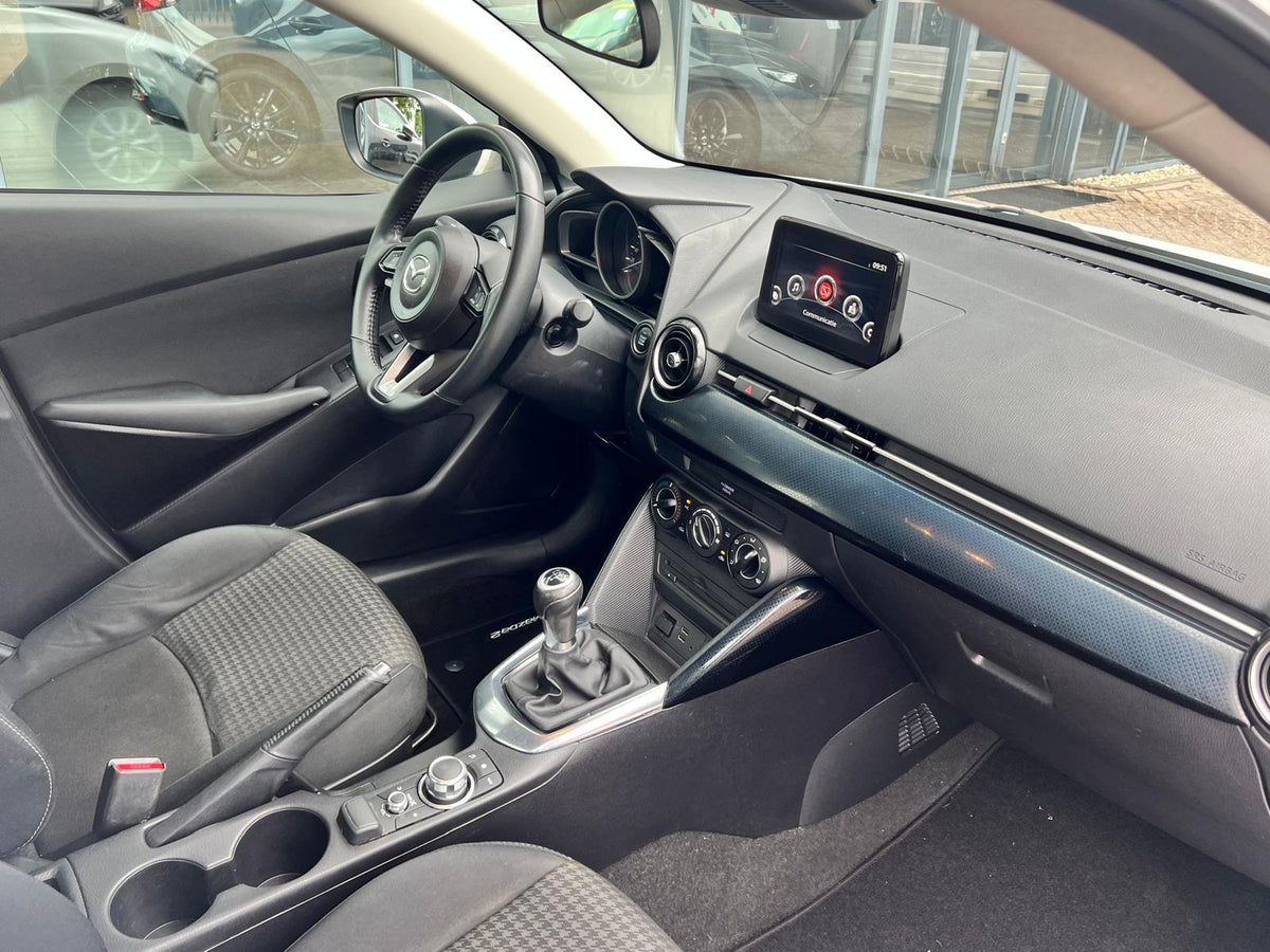 Mazda 2 1.5 Skyactiv-G Dynamic — foto 15