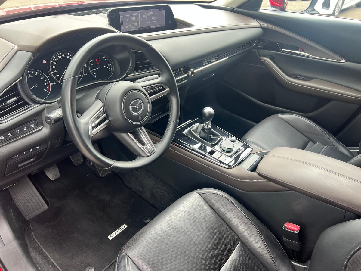 Mazda CX-30 2.0 e-SkyActiv-X M Hybrid Luxury — foto 15