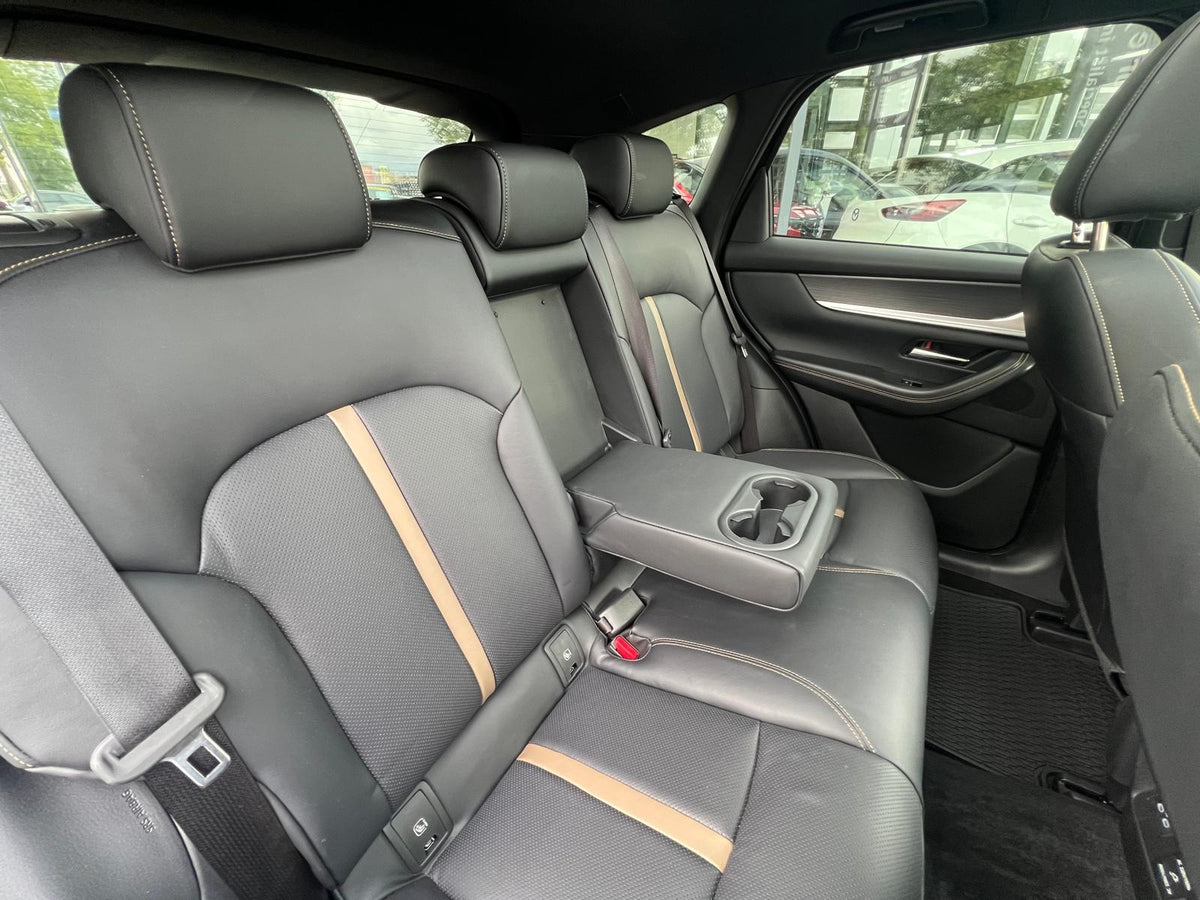 Mazda CX-60 2.5 e-SkyActiv PHEV 327pk 8AT AWD Homura Plus — foto 33