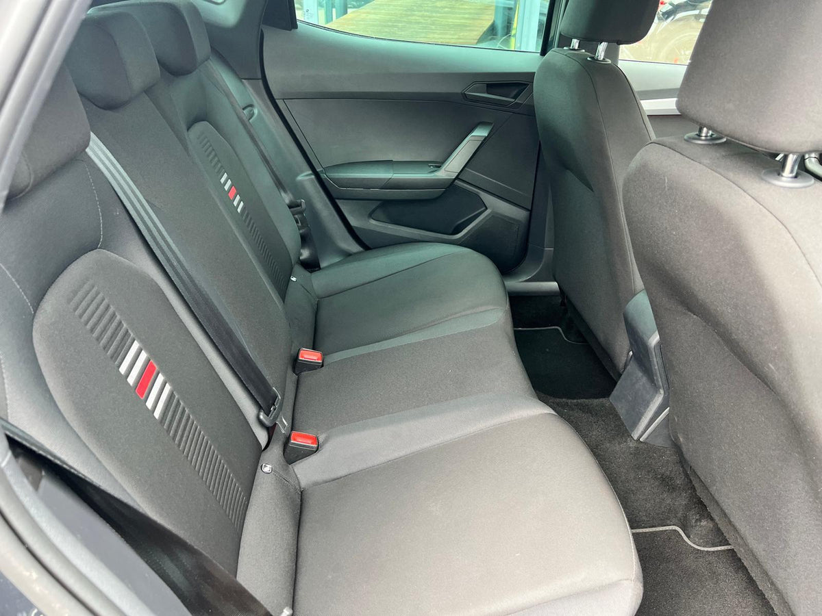 SEAT Ibiza 1.0 TSI FR Business Intense — foto 16