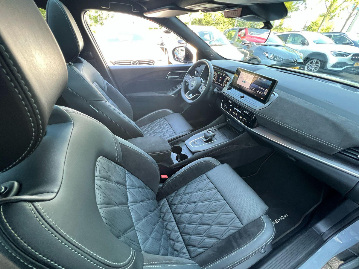 Nissan QASHQAI Tekna Plus — foto 16