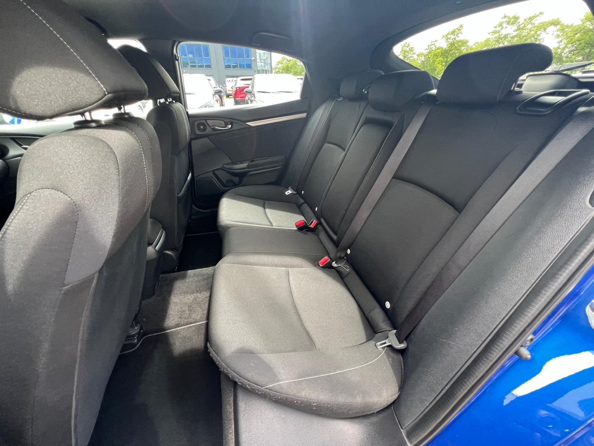 Honda Civic 1.0 i-VTEC Elegance — foto 16