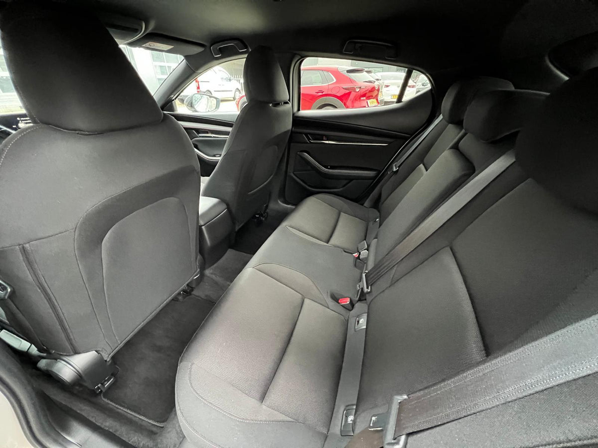 Mazda 3 2.0 e-SkyActiv-G M Hybrid 150 Homura — foto 16