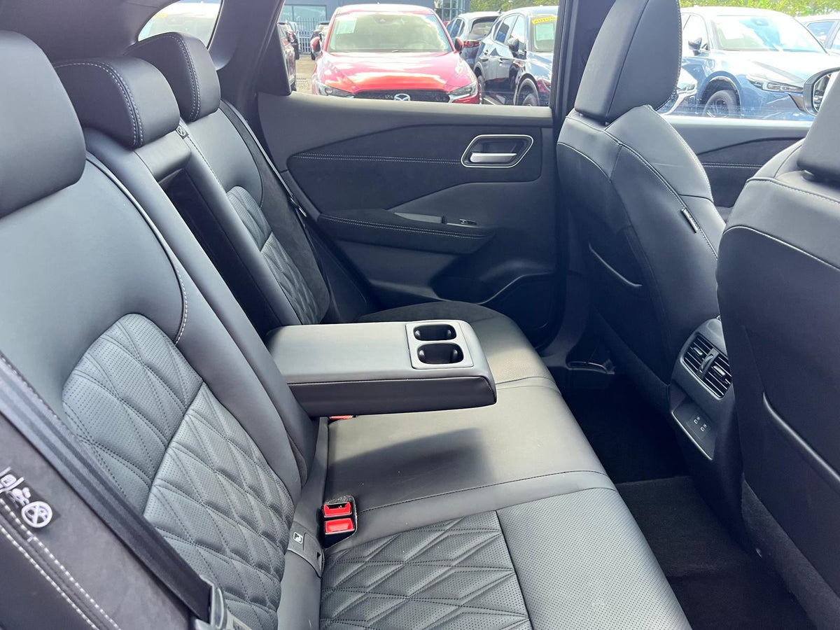 Nissan QASHQAI 1.3 MHEV Xtronic Tekna Plus — foto 17