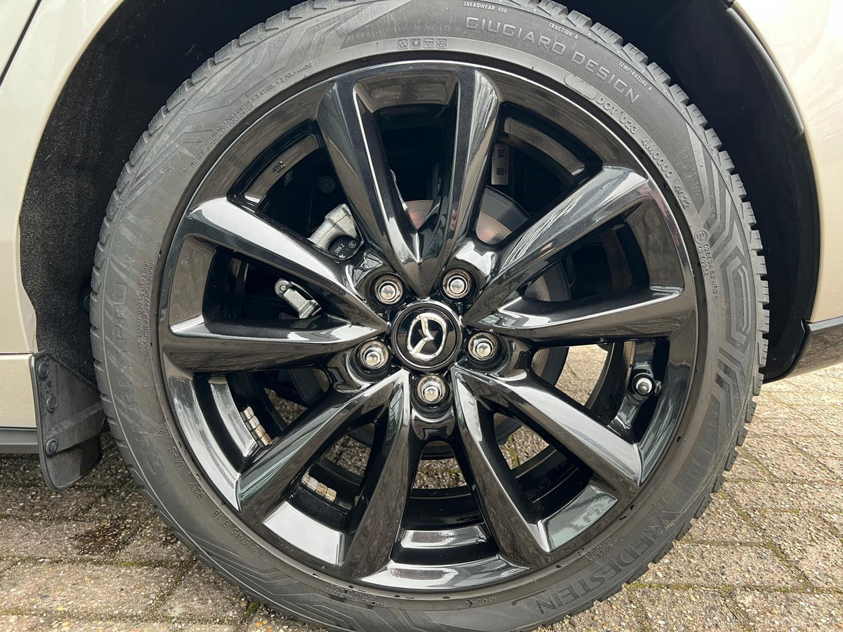 Mazda 3 2.0 e-SkyActiv-G M Hybrid 150 Homura — foto 17