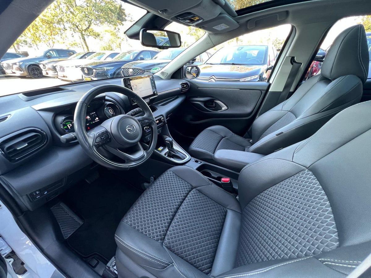 Mazda 2 Hybrid 1.5 Select — foto 9
