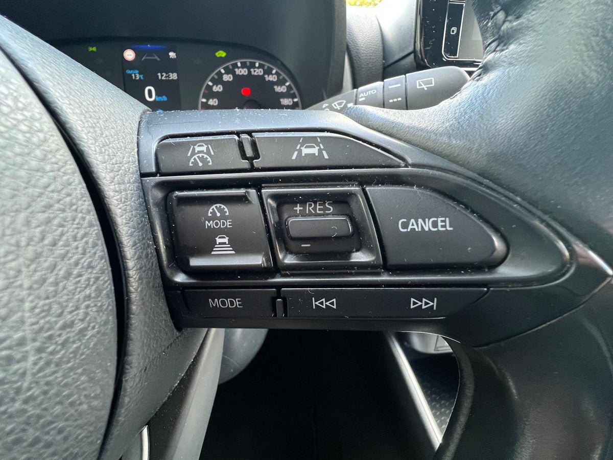 Mazda 2 Hybrid 1.5 Exclusive-line — foto 17