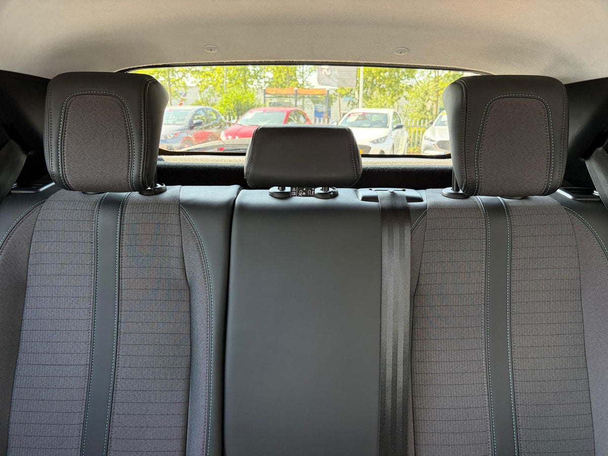 Peugeot 208 1.2 PureTech Allure 100pk — foto 18