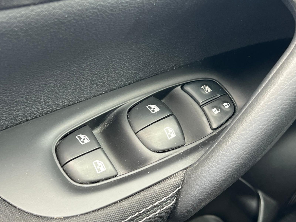 Nissan QASHQAI 1.2 N-Connecta — foto 19