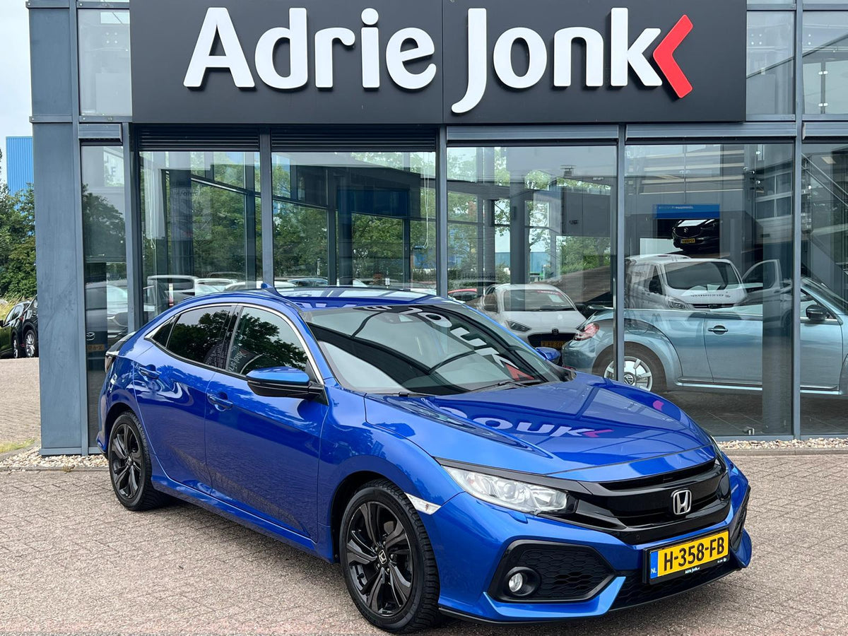 Honda Civic 1.0 i-VTEC Elegance — foto 1