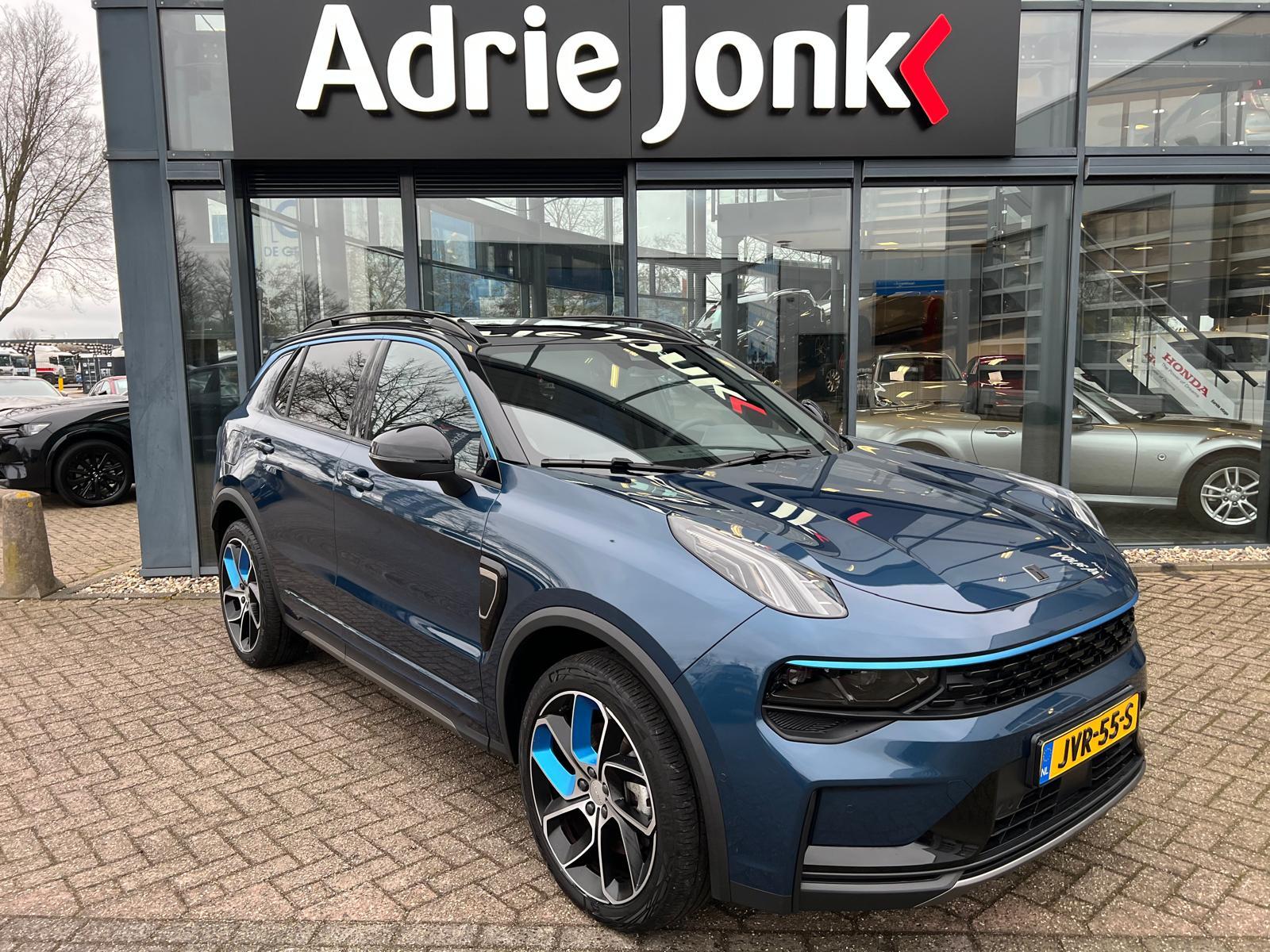 Lynk & Co 01