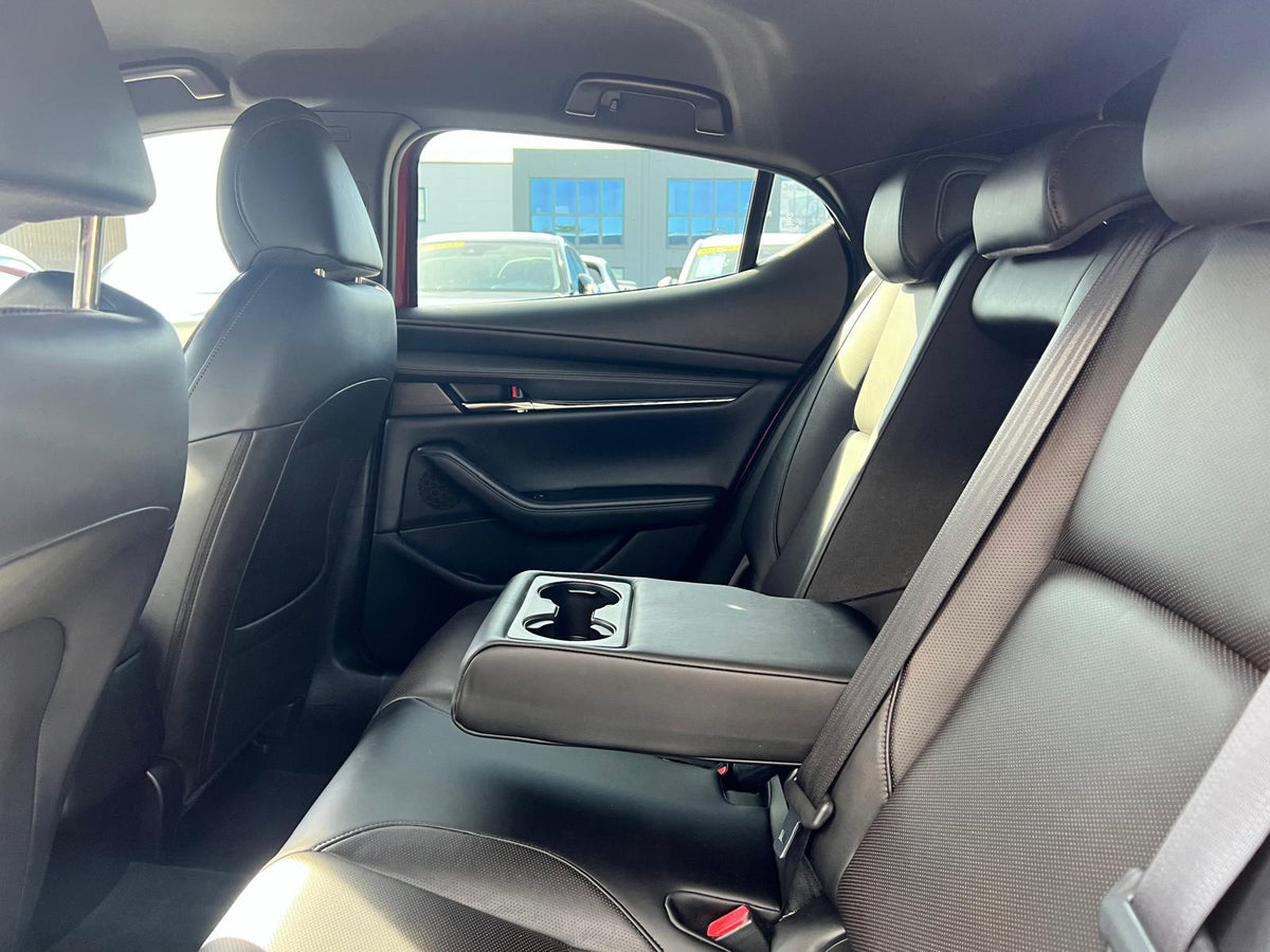 Mazda 3 2.0 e-SkyActiv-G M Hybrid 122 Luxury — foto 22