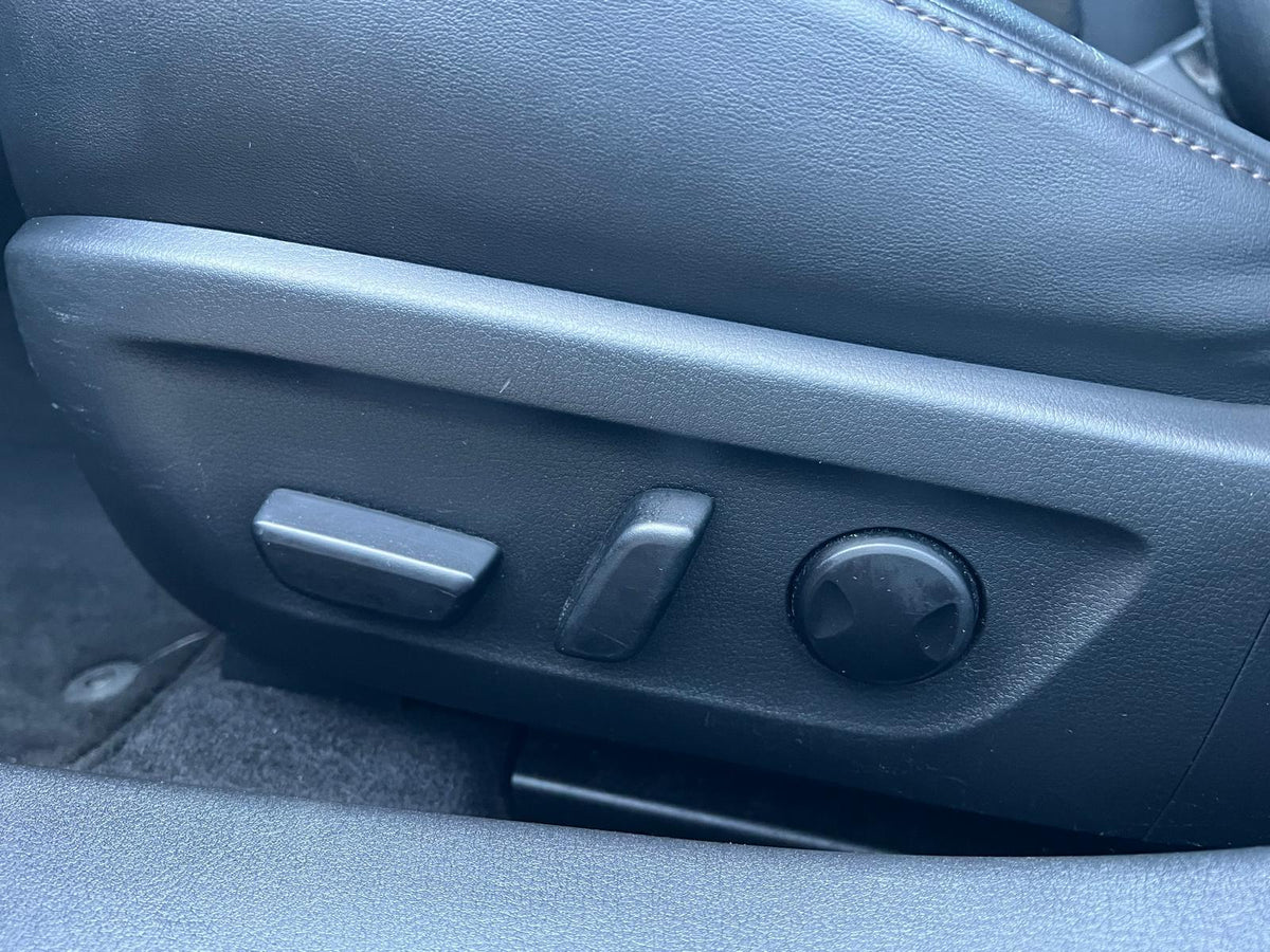 Mazda 3 2.0 e-SkyActiv-G M Hybrid 122 Luxury — foto 16