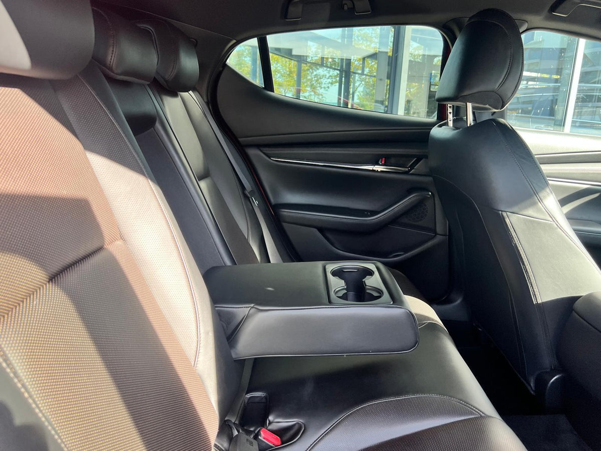 Mazda 3 2.0 e-SkyActiv-G M Hybrid 122 Luxury — foto 21