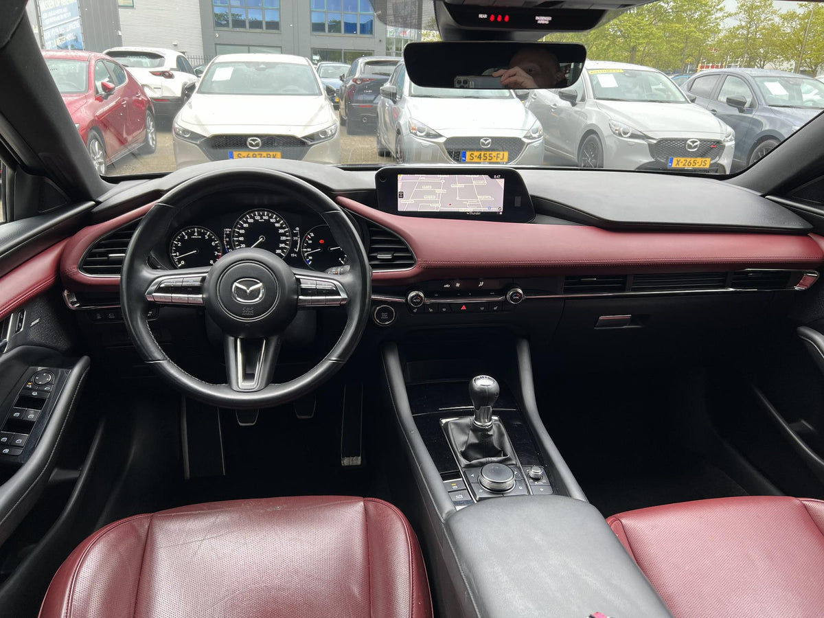 Mazda 3 2.0 e-SkyActiv-X M Hybrid 186 Luxury I-ACTIVE SENSE PACK — foto 20