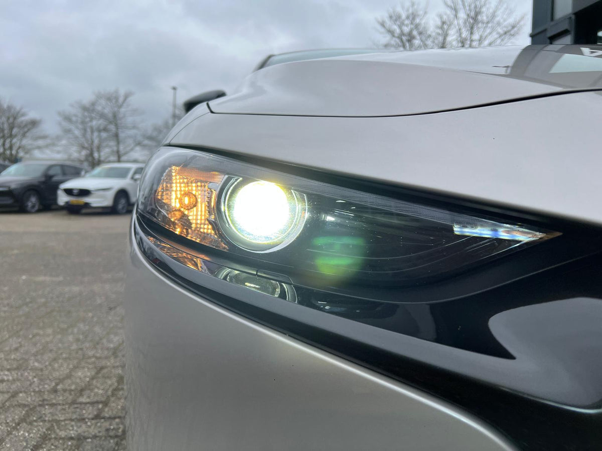 Mazda 3 2.0 e-SkyActiv-G M Hybrid 150 Homura — foto 20