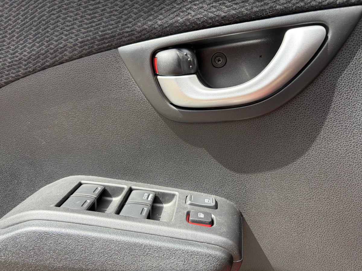 Honda Jazz 1.4 Hybrid Business Mode + — foto 20