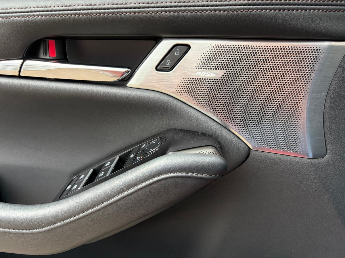 Mazda 3 2.0 e-SkyActiv-G M Hybrid Luxury TREKHAAK — foto 20