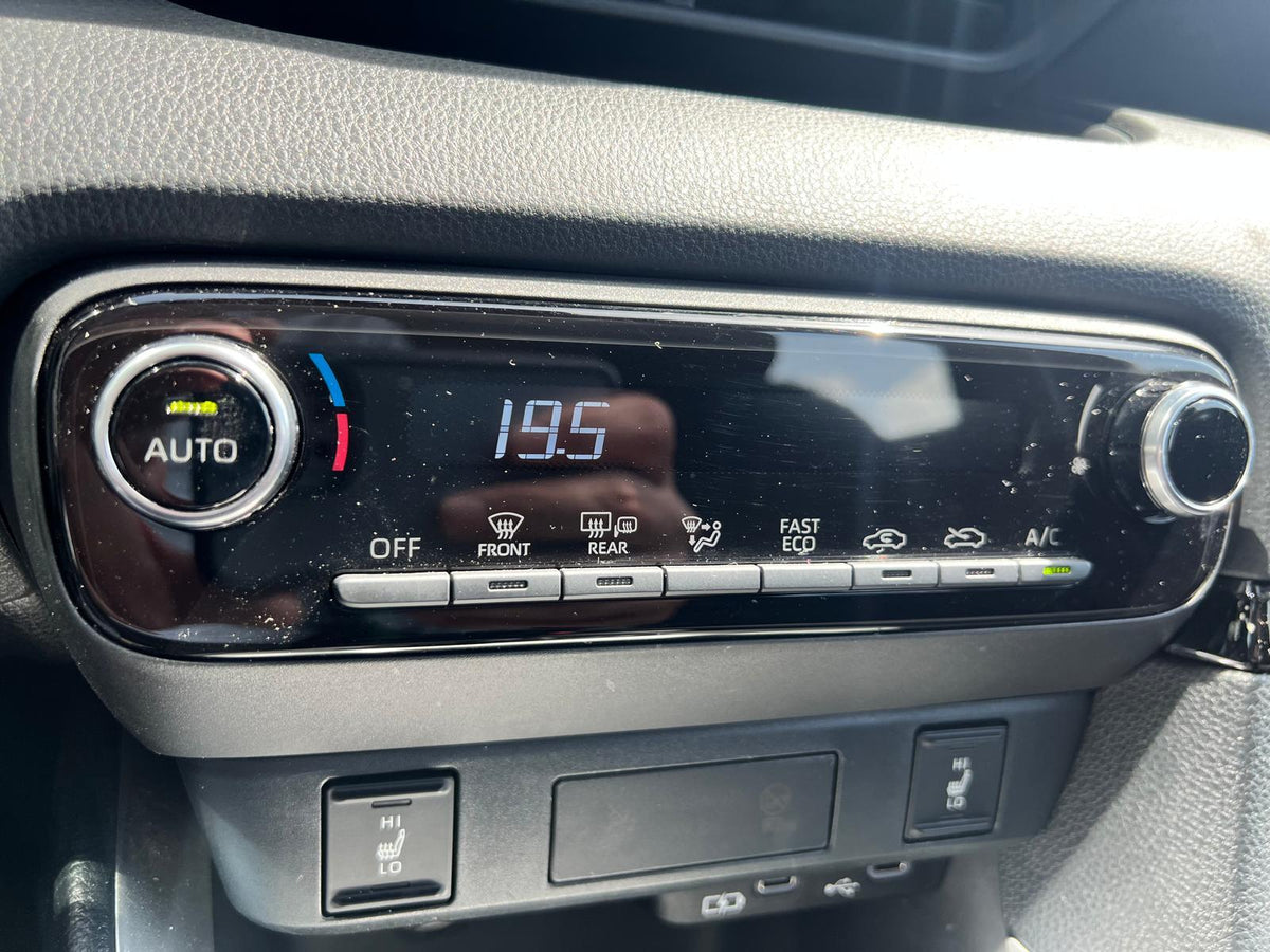 Mazda 2 Hybrid 1.5 Centre-line AUTOMAAT — foto 21