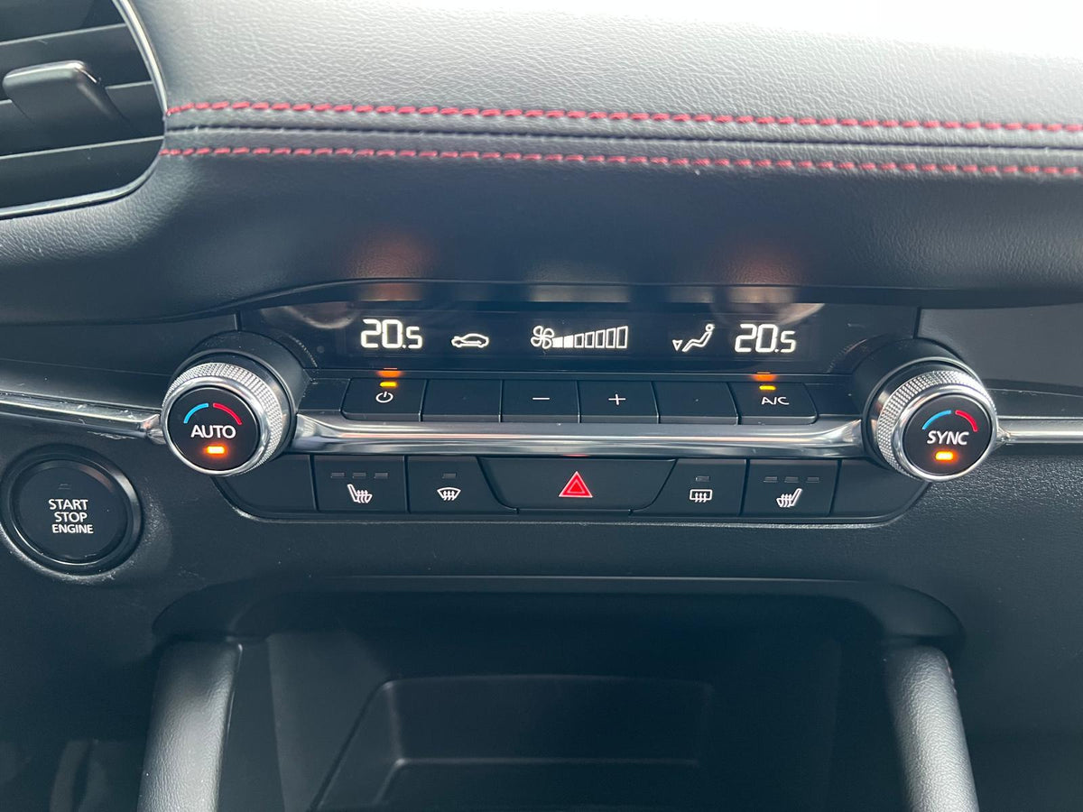 Mazda 3 2.0 e-SkyActiv-G M Hybrid 150 Homura — foto 22
