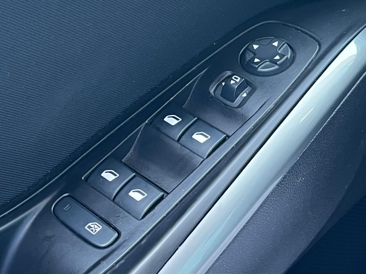 Opel Grandland X 1.2 Turbo Online Edition — foto 22