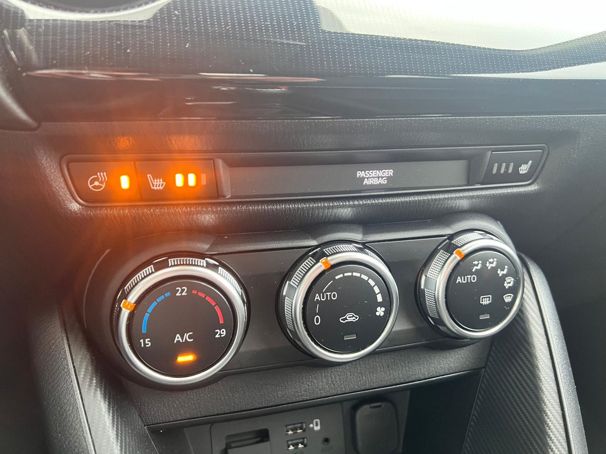Mazda 2 1.5 e-SkyActiv-G 90 Homura — foto 25